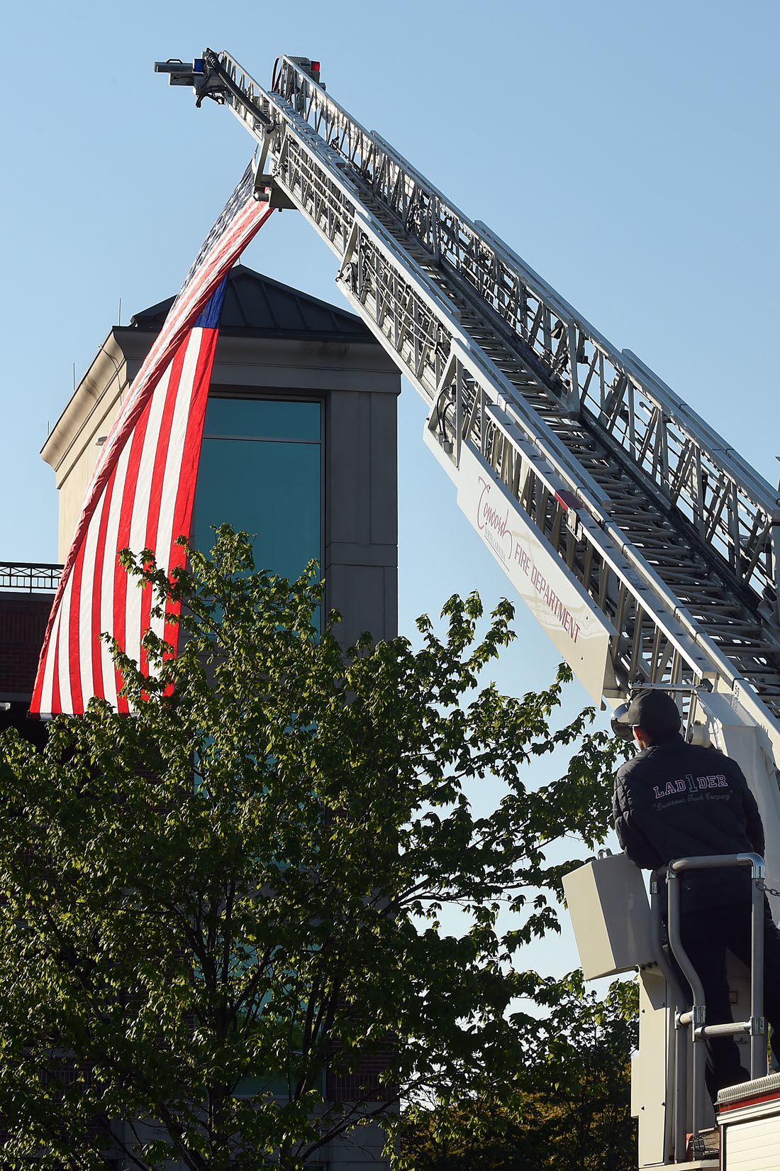 First Responders Salute Atrium Health Workers
